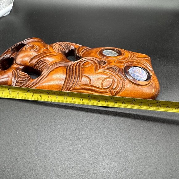 Tribal Maori mask carved Kauri wood with blue abalone Shell Eyes Wall Hanging - Picture 6 of 6